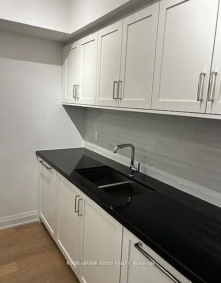 505 Glencairn Ave #226 — Photo 3