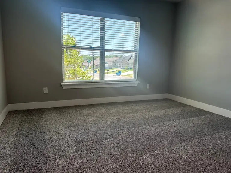 4302 SW Adams Rd — Photo 10