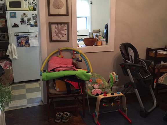 5th image of 876 N 23rd St #1