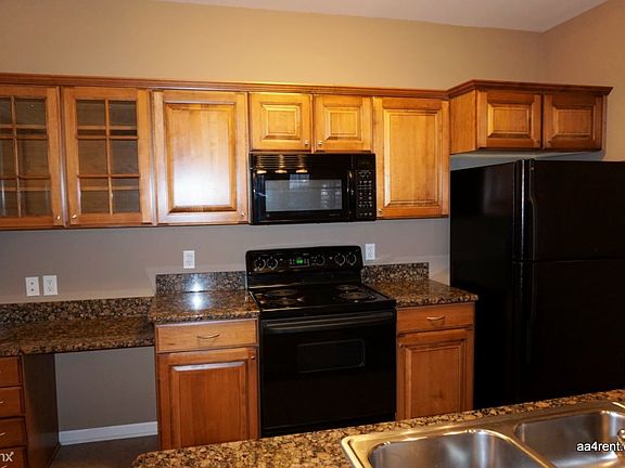 Kitchen_view1