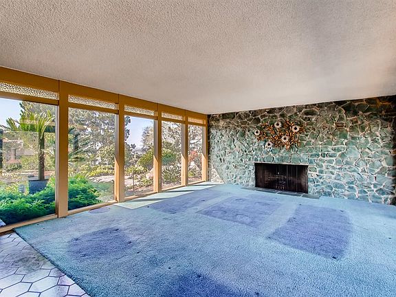 5th image of 4481 Arista St
