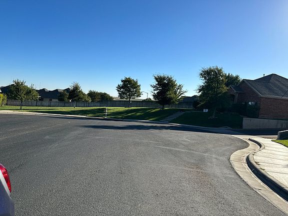 5th image of 6703 Silverbell Ln