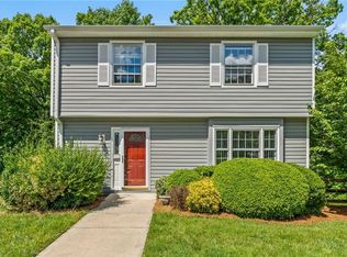 2711 N Centennial St, High Pt, NC 27265
