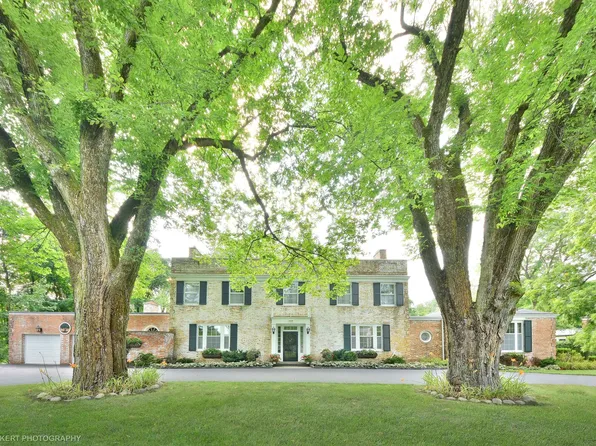1310 N Green Bay Rd, Lake Forest, IL 60045