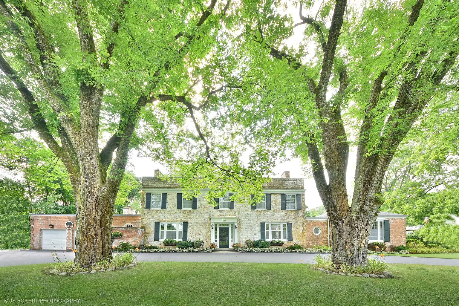 1310 N Green Bay Rd photo 1