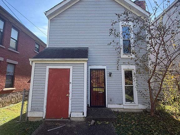 4th image of 2411 W Chestnut St