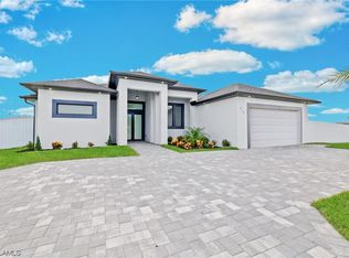 613 Nelson Rd N, Cape Coral, FL 33993