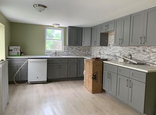 42 W Manheim St #2, Philadelphia, PA 19144