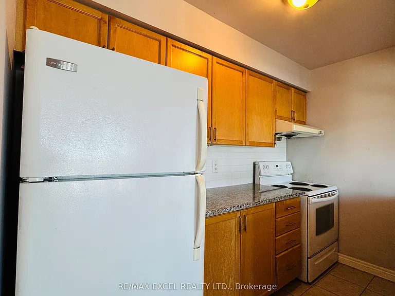 70 Town Centre Ct #1102 — Photo 6
