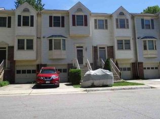 3705 Roxbury Ln, Alexandria, VA 22309