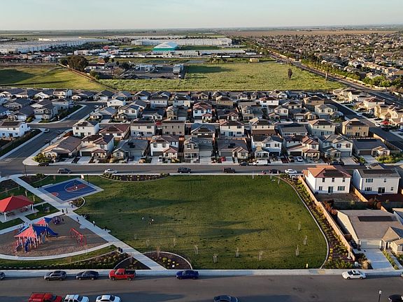 3rd image of 2121 Stagecoach Rd