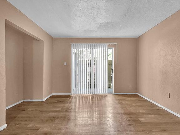 3rd image of 12615 Brookglade Cir Unit 513
