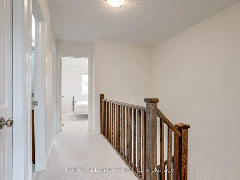 37 Silver Glen Blvd — Photo 21