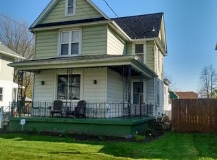 77 Pleasant Ave, Lancaster, NY 14086