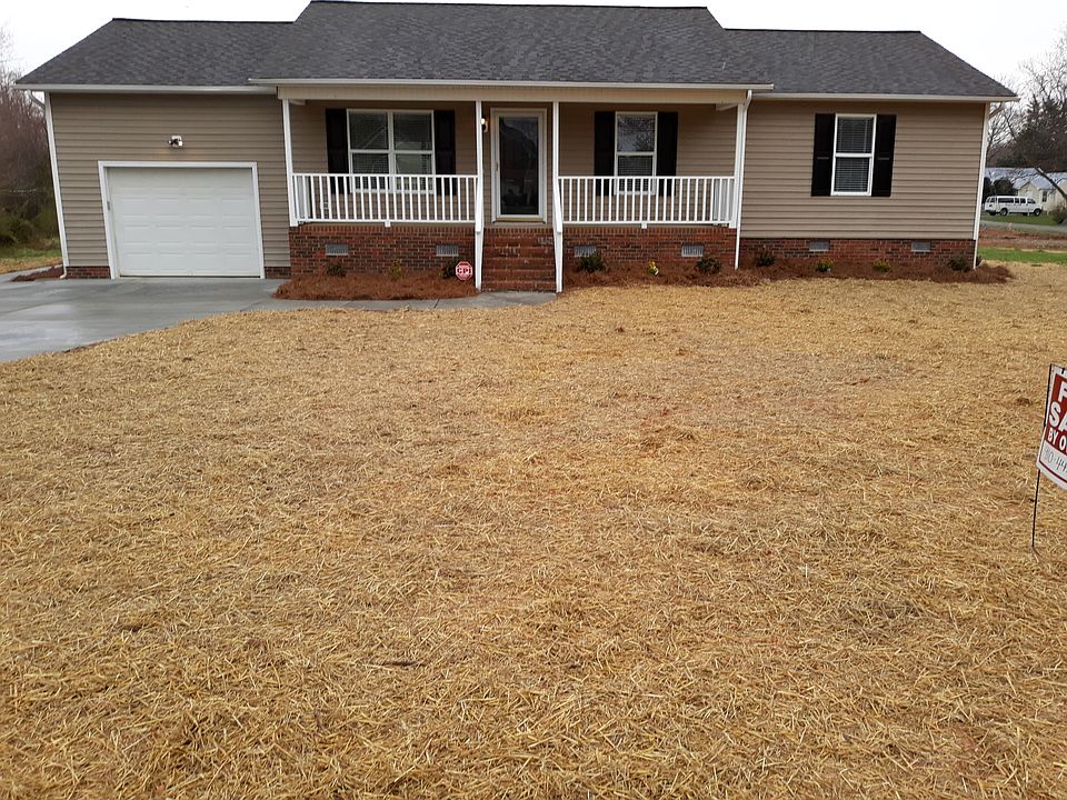 1st image of 7402 Greenlawn Dr