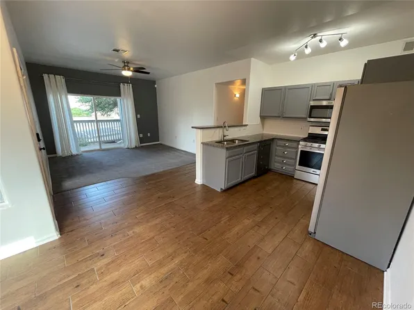 8405 Pebble Creek Way Unit 104, Highlands Ranch, CO 80126