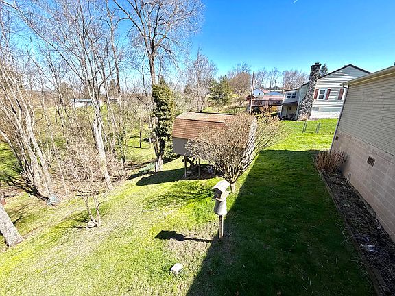 5th image of 387 Pea Ridge Rd