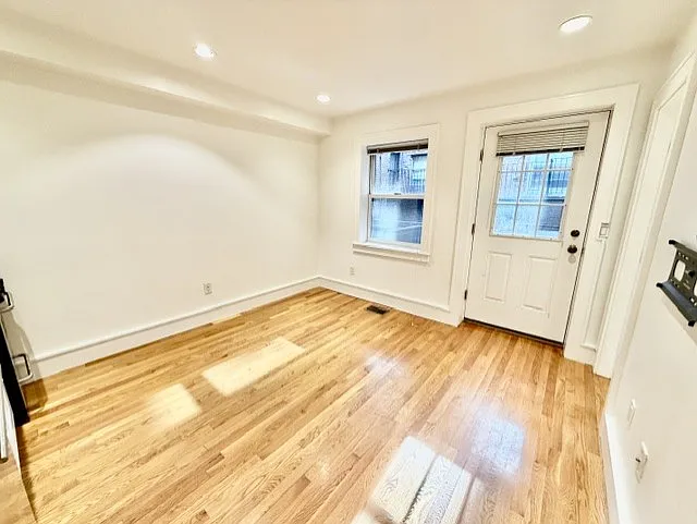 11 Thacher Ct #1 — Photo 20
