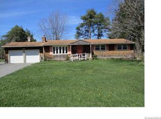 9490 Keller Rd, Clarence Center, NY 14032