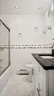 Rented by Compass | media 18