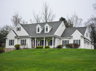 30 Springhill Rd, Quarryville, PA 17566