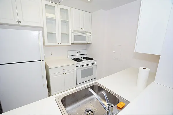 Sold by Ilite Realty Inc | media 4