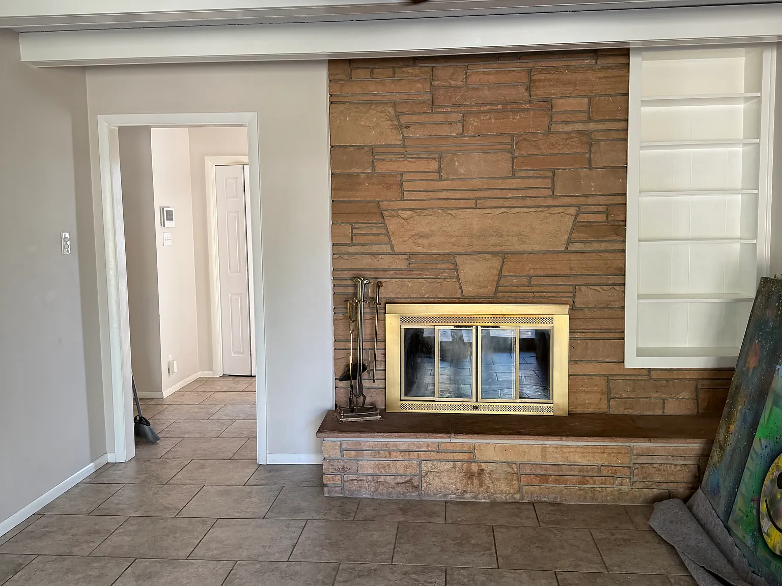 4 bed, 1888 sqft, $2,400 — Photo 4