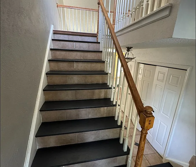 525 Highwood Cir — Photo 11