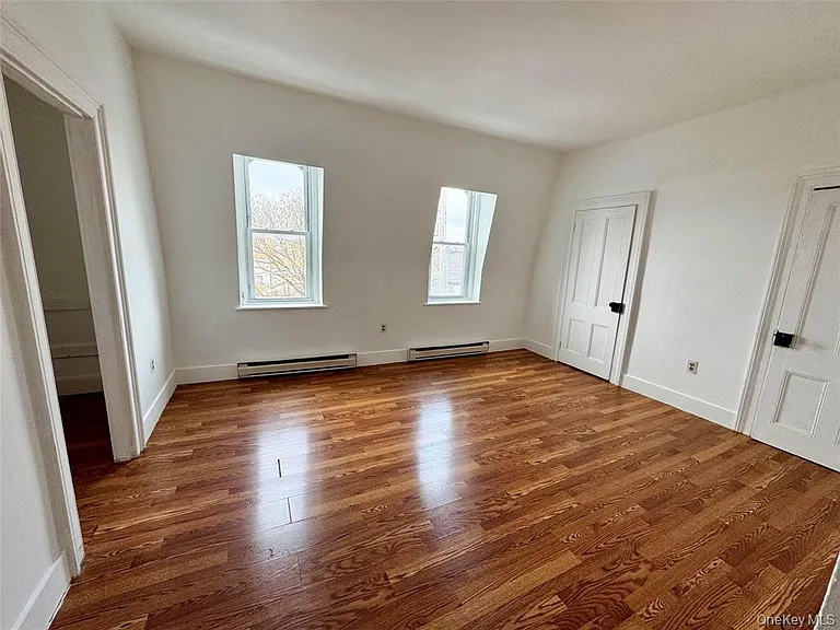 9 Grand St #3 — Photo 3