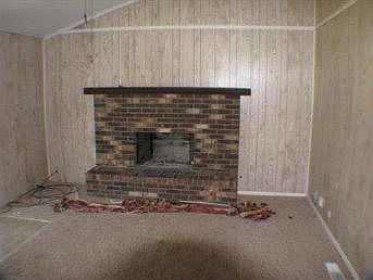 3rd image of 2901 S Scott Dr