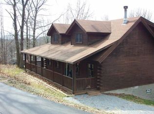 138 Short Dr, Clinton, PA 15026