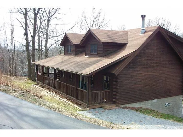 138 Short Dr photo 1