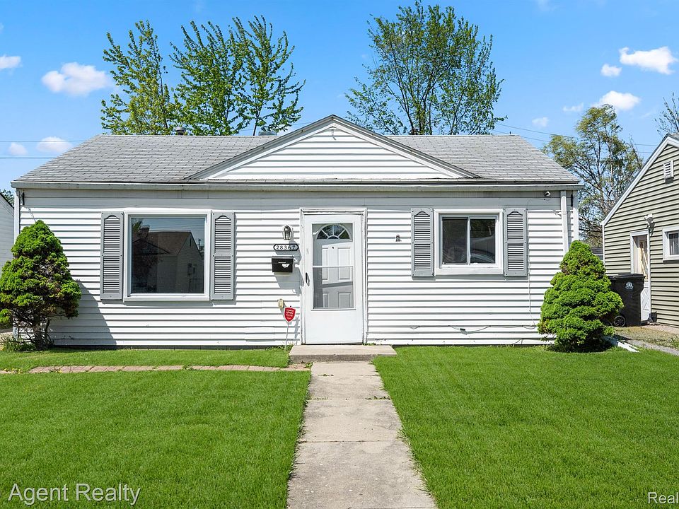 1st image of 28367 Waverly St
