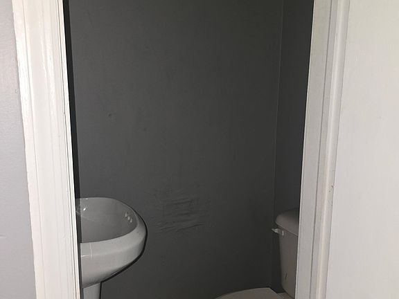 3rd image of 3760 Cambridge Station Dr