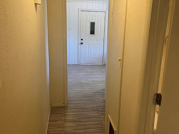 5th image of 1200 E Ash St