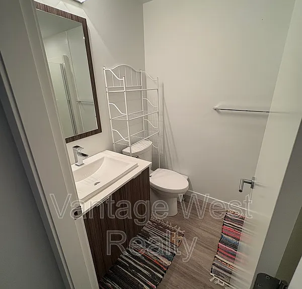 1775 Chapman Pl #Penthouse 9 — Photo 6