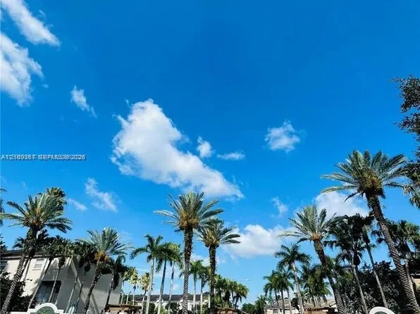 5610 NW 114th Pl APT 212, Doral, FL 33178