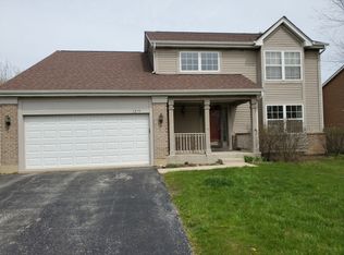 1279 Chesterfield Ln, Grayslake, IL 60030