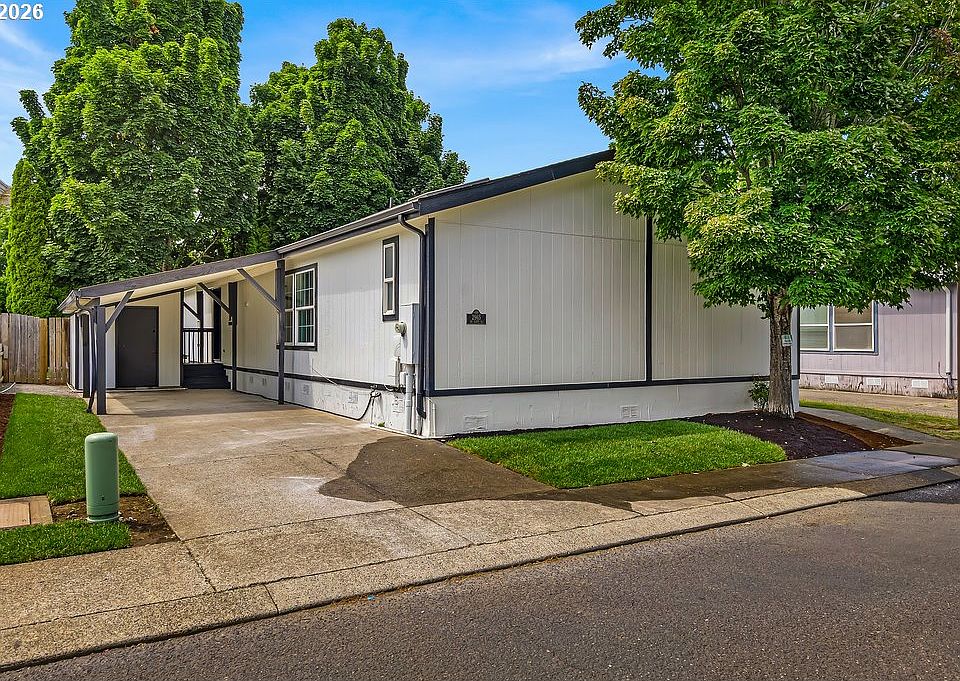 1st image of 2965 NE 206th Pl