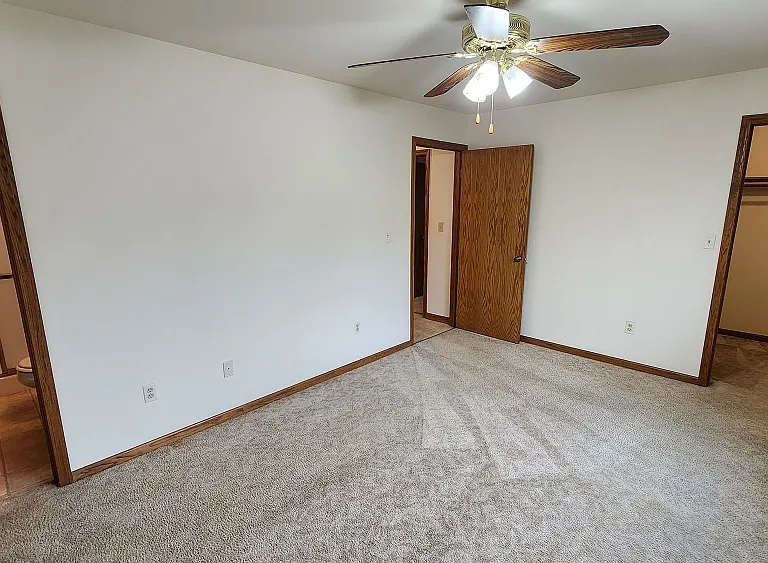 3 bedroom Ranch — Photo 25