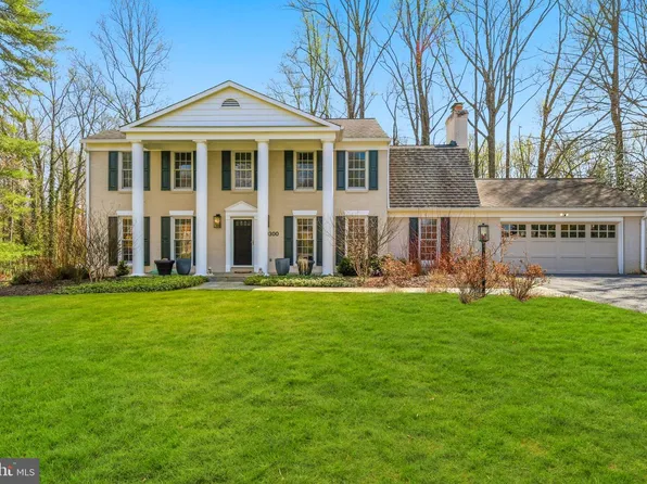 10300 Crown Point Ct, Potomac, MD 20854