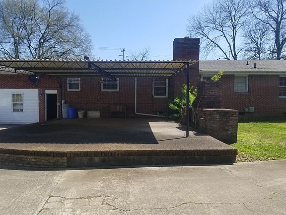 3rd image of 600 Malta Dr