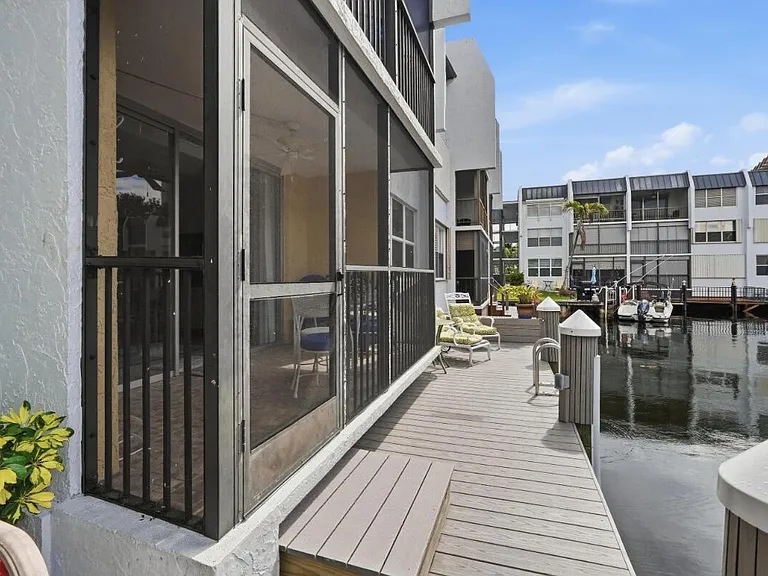 777 S Federal Hwy #104-L — Photo 25
