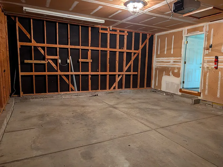 3028 Deliverance Dr — Photo 22