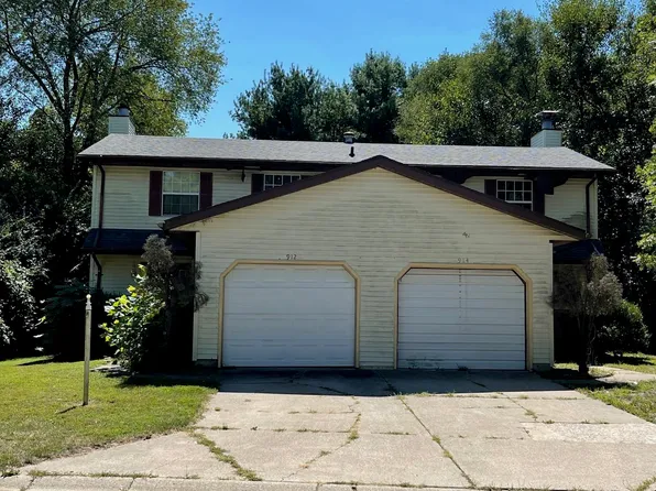 912-914 Sprucewood Ln, South Bend, IN 46637