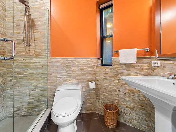 5th image of 336 E 77th St #10