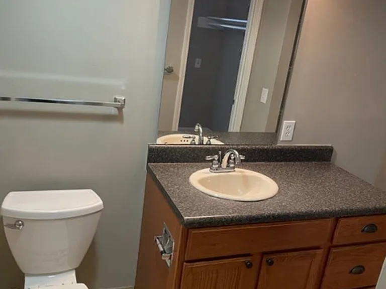 106 Menlo Dr — Photo 13