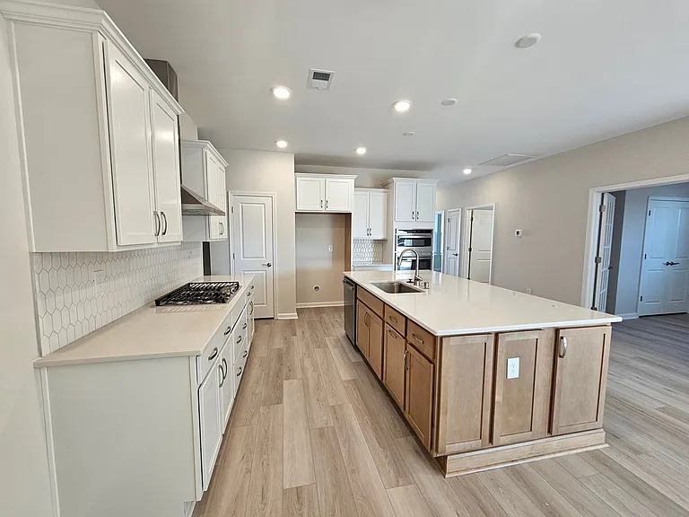 2215 Flatleaf Ct — Photo 10