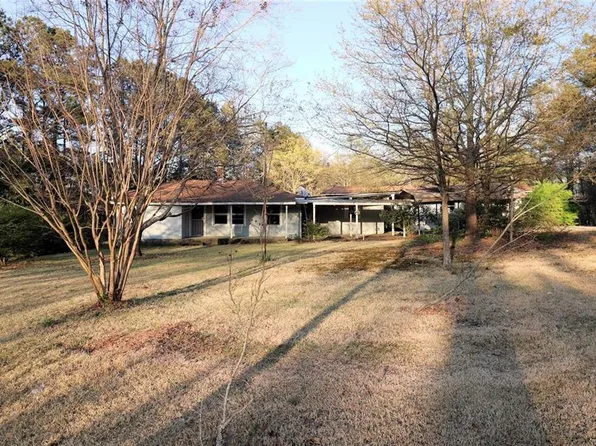 1346 McIntosh Rd, Douglasville, GA 30134