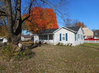 521 W College Ave, Carthage, MO 64836